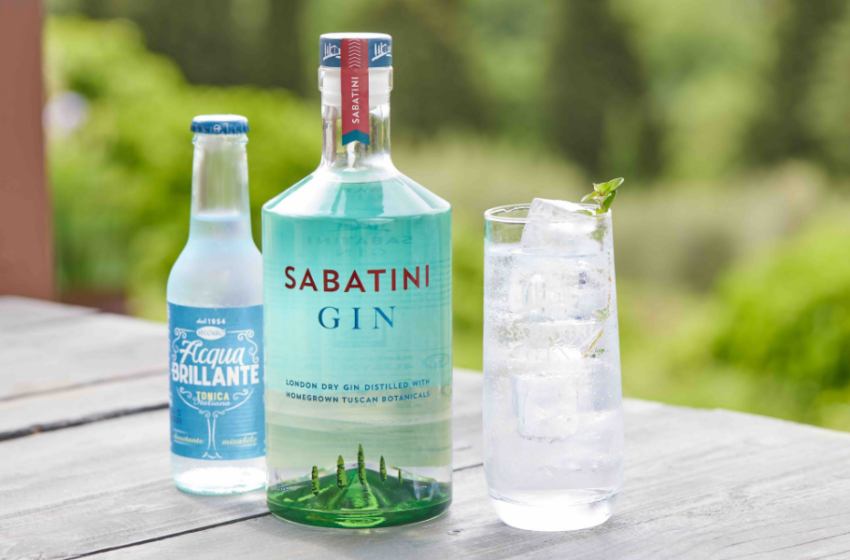  Il kit Sabatini Gin e Acqua Brillante per gli aperitivi estivi