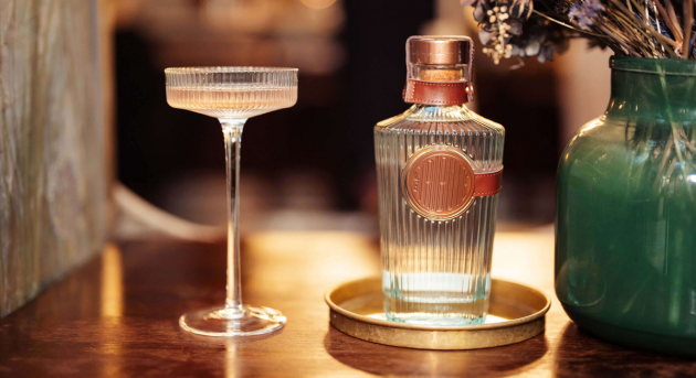  Mavolo Beverages presenta Countryside Limited Edition Gin di Le Tribute